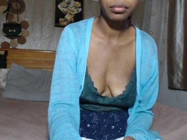 Hamour live cam on BongaCams