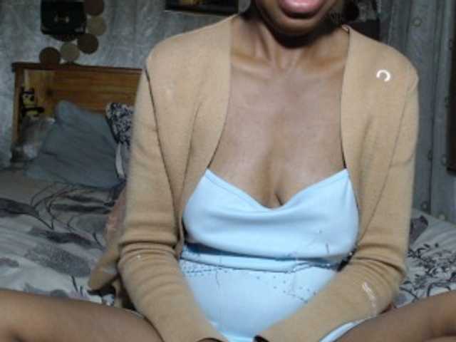 Hamour live cam on BongaCams