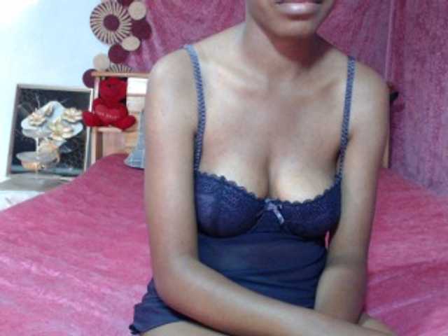 Hamour live cam on BongaCams