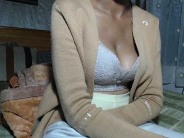Hamour live cam on BongaCams