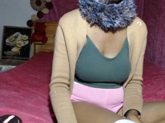 Hamour live cam on BongaCams