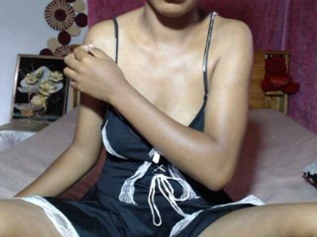 Hamour live cam on BongaCams