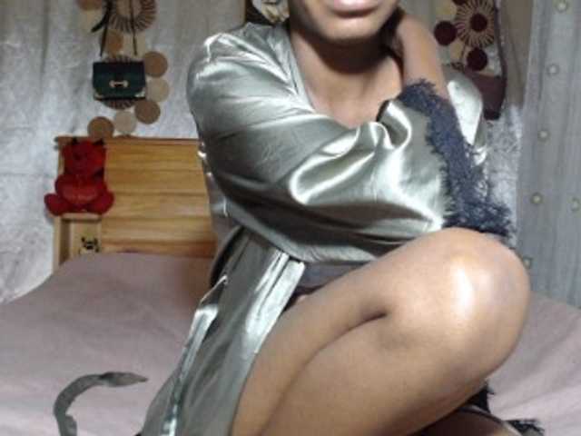 Hamour live webcam show