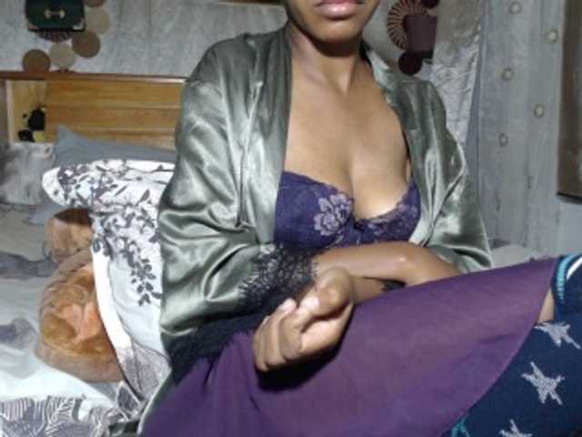 Hamour live cam on BongaCams