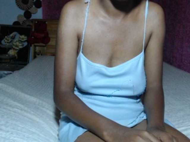 Hamour live cam on BongaCams
