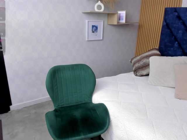 charlotte-mayers live cam on BongaCams