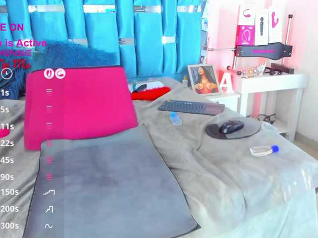 alicebennet-1 live cam on BongaCams