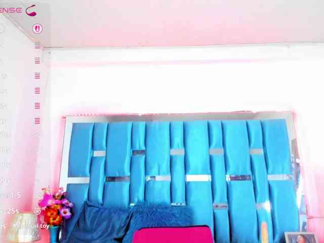 alicebennet-1 Live Webcam on BongaCams