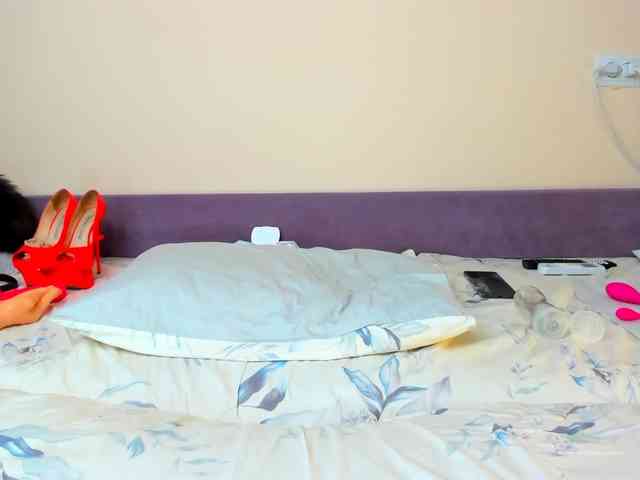 ANALGIRL555 webcam