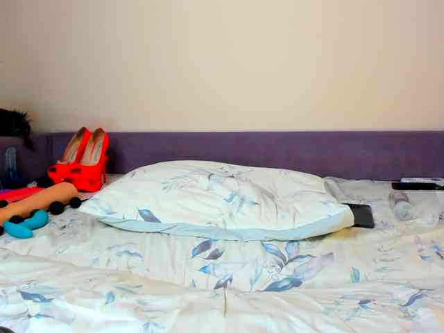 ANALGIRL555 webcam