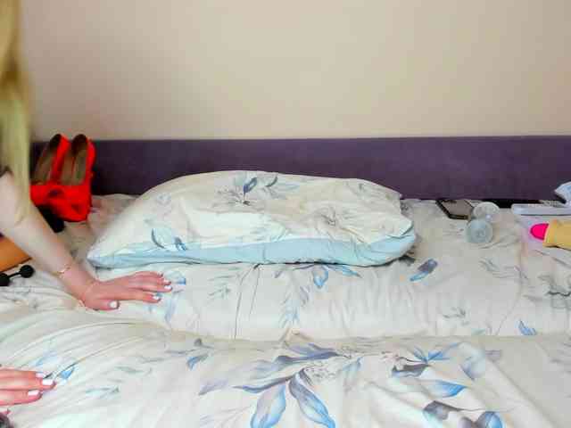 ANALGIRL555 webcam