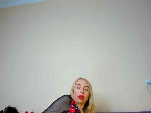 sexykika555