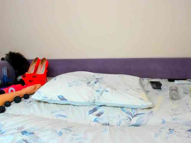 ANALGIRL555 webcam