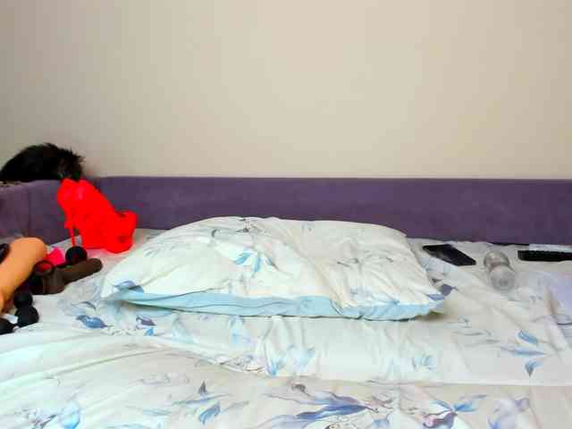 ANALGIRL555 webcam