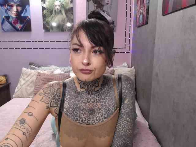 Modelo: LolaRouse
