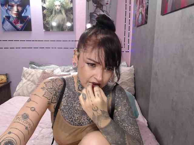 LolaRouse webcam