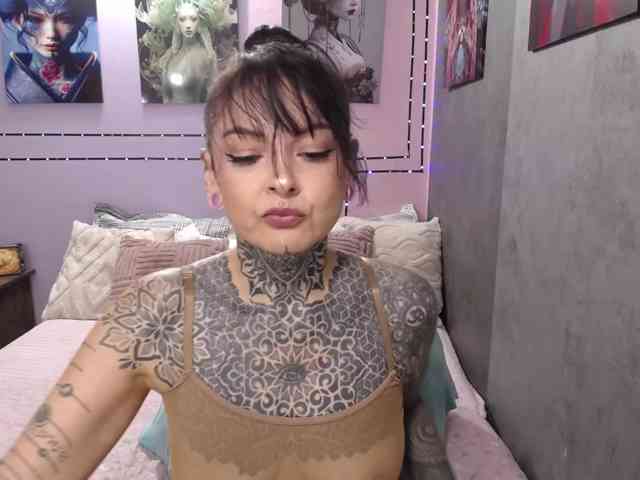 LolaRouse webcam