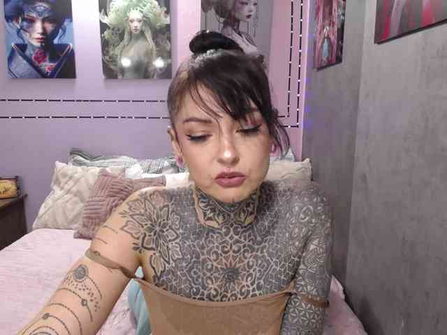 LolaRouse webcam
