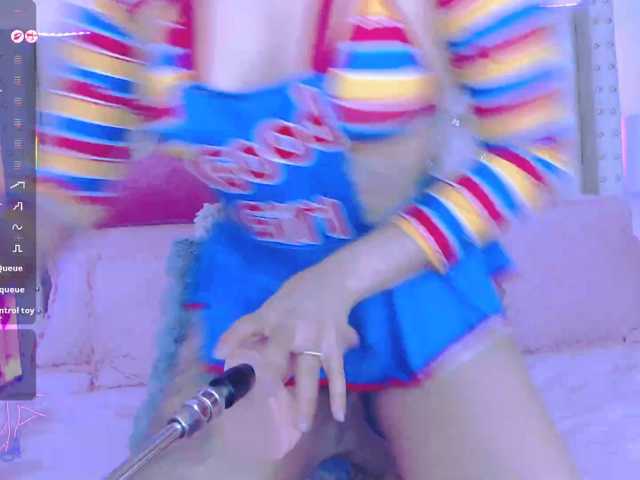 EmilyMerbu live cam on BongaCams