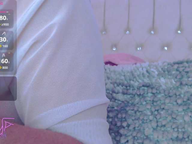 EmilyMerbu live cam on BongaCams