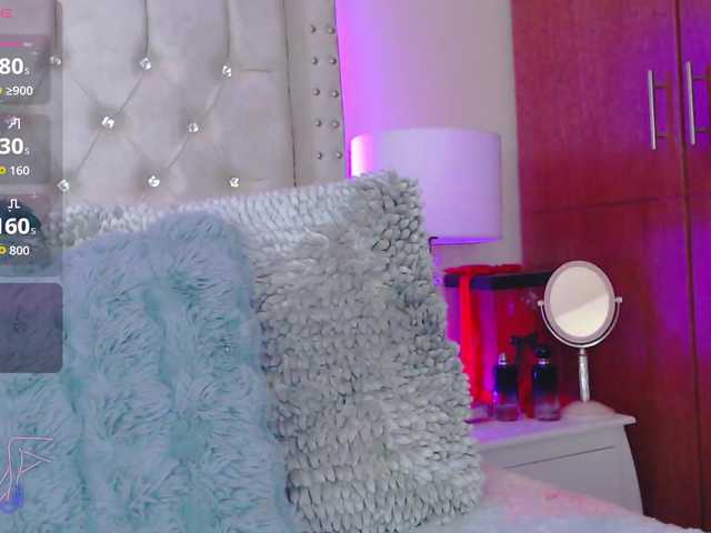EmilyMerbu live cam
