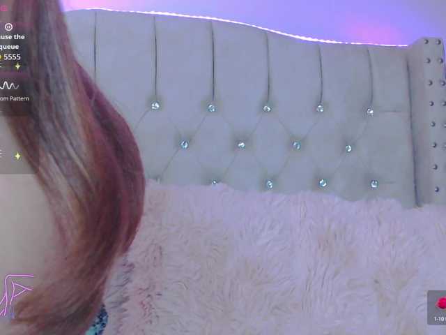 EmilyMerbu live cam on BongaCams