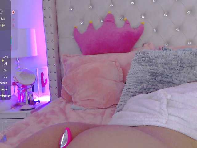 EmilyMerbu live cam on BongaCams