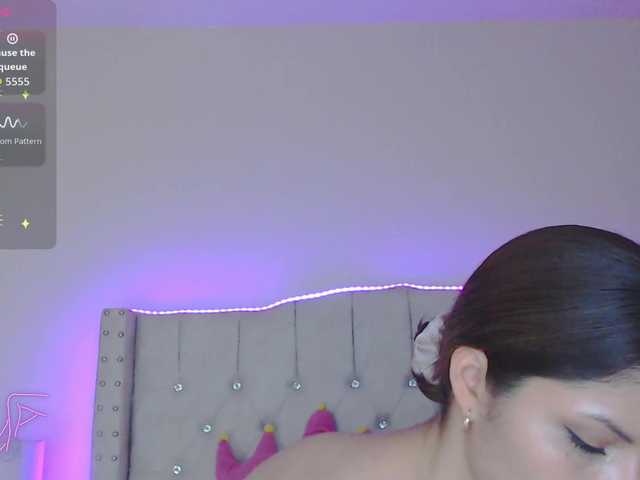 EmilyMerbu live cam on BongaCams