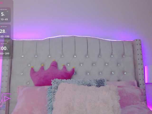EmilyMerbu live cam on BongaCams