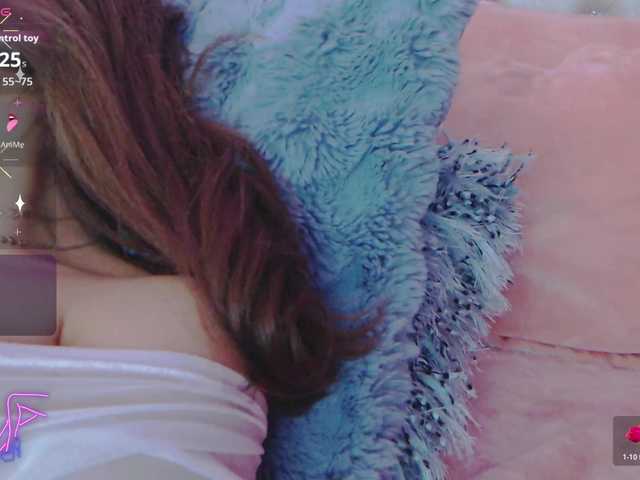 EmilyMerbu live cam on BongaCams