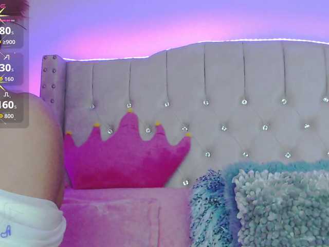 EmilyMerbu live cam on BongaCams