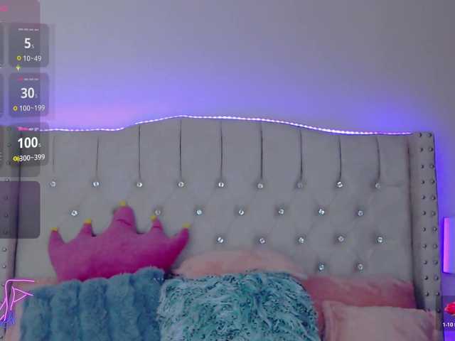 EmilyMerbu live cam on BongaCams
