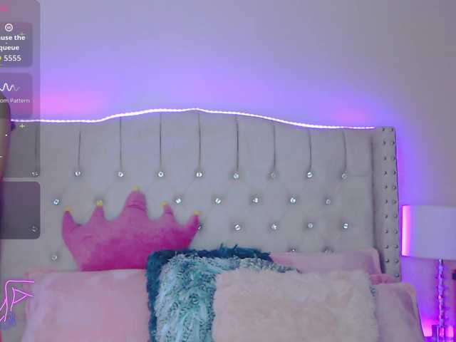 EmilyMerbu live webcam show
