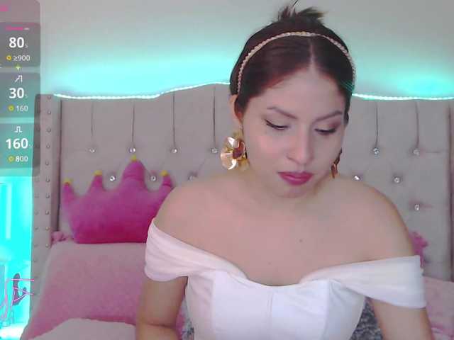 EmilyMerbu live cam on BongaCams