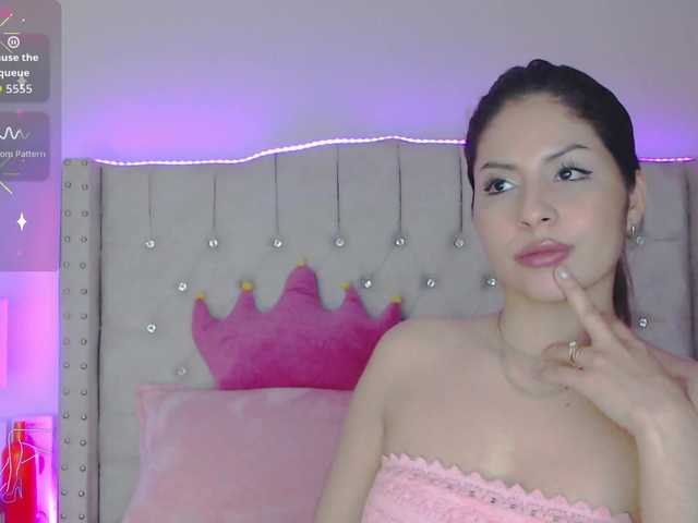 EmilyMerbu live cam on BongaCams