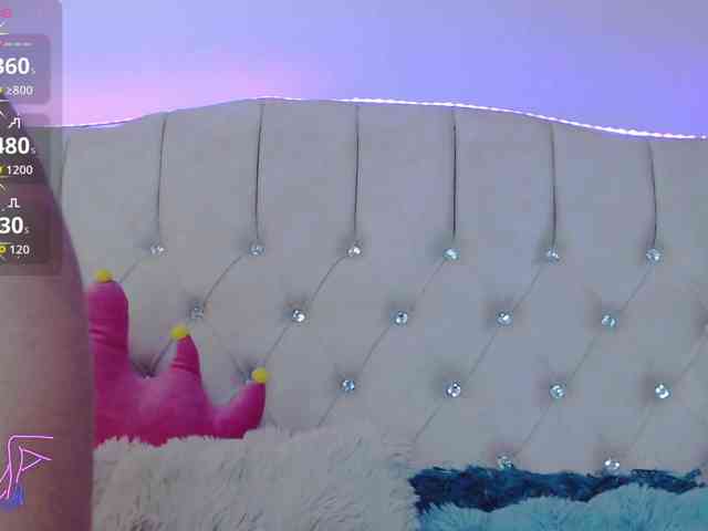 EmilyMerbu webcam