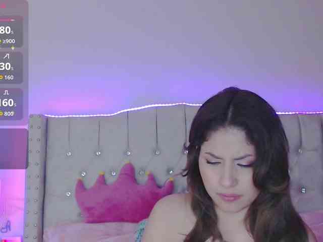 emilymerbu's live room