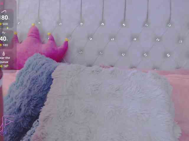 EmilyMerbu webcam