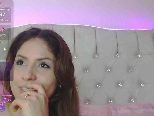 EmilyMerbu webcam