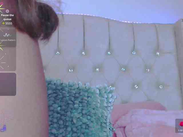 EmilyMerbu webcam