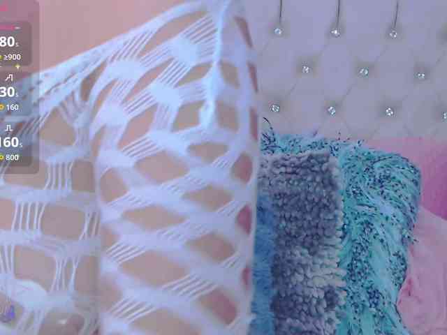 EmilyMerbu webcam