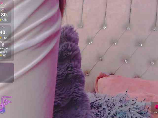 EmilyMerbu webcam