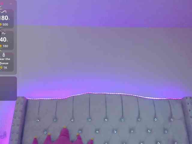 EmilyMerbu webcam