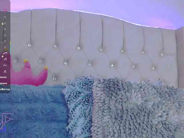 EmilyMerbu webcam