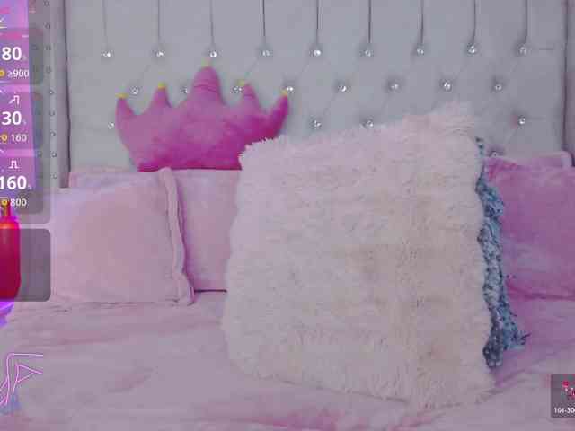 EmilyMerbu webcam