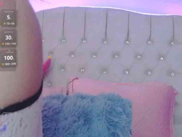 EmilyMerbu webcam