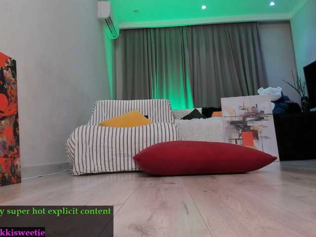 Nikkisweetiex
