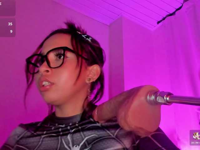 Heicel- live cam on BongaCams