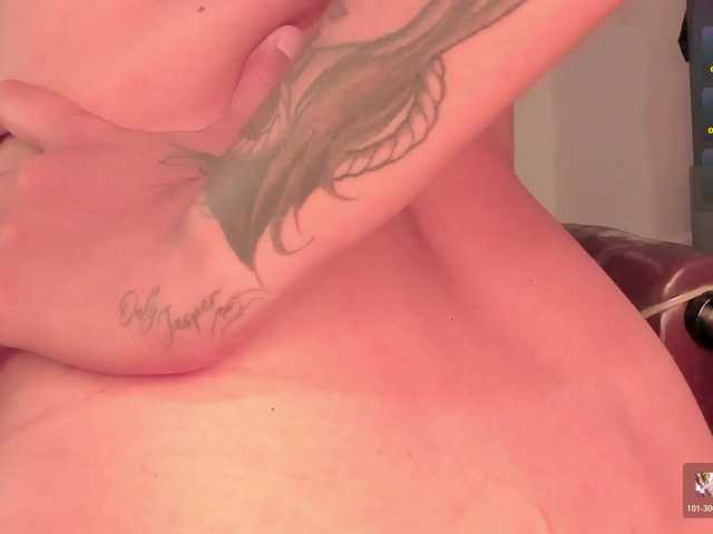 Heicel- live cam on BongaCams