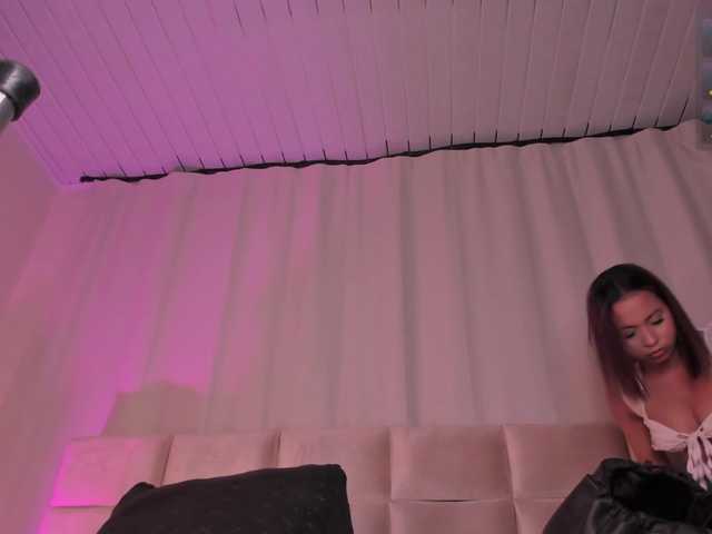 Heicel- live cam on BongaCams
